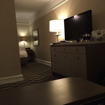 Fairmont Palliser - King size room - Hotels Near Me - Calgary, Alberta Fairmont Palliser - King size room - Hotels Near Me - Calgary, Alberta