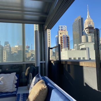 Sandbar Rooftop - Cocktail Bars Near Me - New York, New York