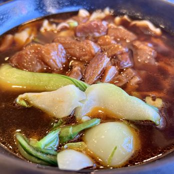 A & J Restaurant - Spicy Beef Tendon Noodle Soup (Szechuan Style) - Taiwanese Near Me - Irvine, California