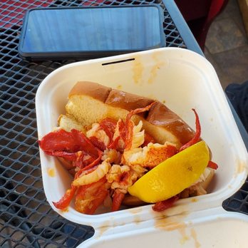 Stowe's Seafood - Lobster roll not very pretty but it is fresh - Seafood Near Me - West Haven, Connecticut Stowe's Seafood - Lobster roll not very pretty but it is fresh - Seafood Near Me - West Haven, Connecticut