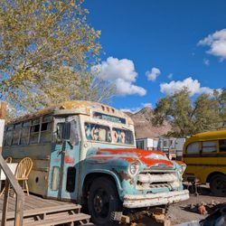 Mystic Hot Springs of Monroe - The other one bus was really cute and comfortable! The views of the stars were unreal. I was able to connect to WiFi and watch shows too!