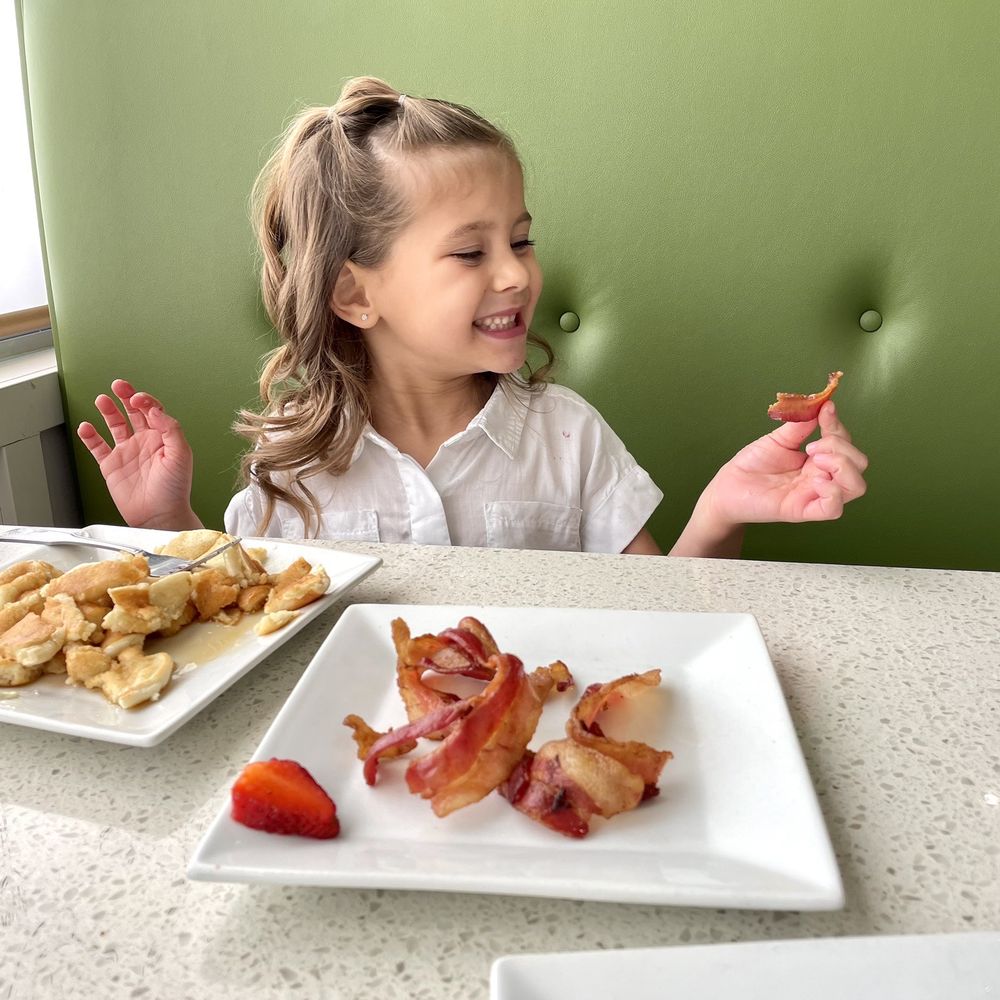 Cracked & Crepe - Enjoying food in the booth - Breakfast & Brunch Near Me - Aubrey, Texas Cracked & Crepe - Enjoying food in the booth - Breakfast & Brunch Near Me - Aubrey, Texas