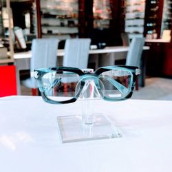 Roslyn Eye Centre