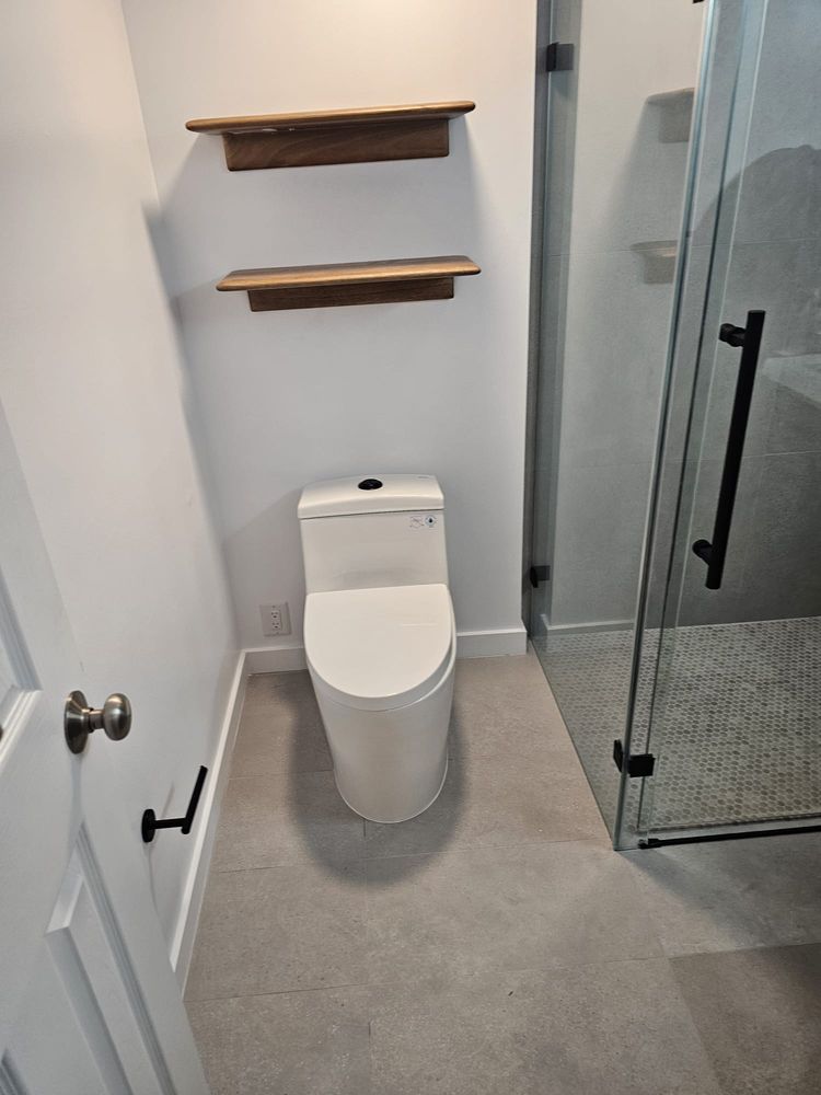 Slide of Guzman Contracting