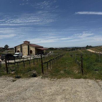 Danza del Sol Winery - Vineyard - Wine Tours Near Me - Temecula, California Danza del Sol Winery - Vineyard - Wine Tours Near Me - Temecula, California