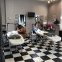 Photo of Takiya La'Shaune Salon