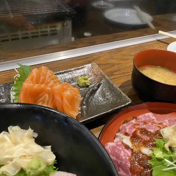 Waraku - Salmon sashimi - Izakaya Near Me - Torrance, California Waraku - Salmon sashimi - Izakaya Near Me - Torrance, California