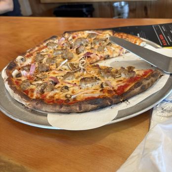 Alpine Pizza - Sausage, mushrooms and onion- yum - Pizza Near Me - Lincoln, New Hampshire