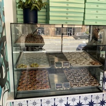 Dochi - Donut display case. If it's not in the case they don't have it. - Donuts Near Me - Orlando, Florida Dochi - Donut display case. If it's not in the case they don't have it. - Donuts Near Me - Orlando, Florida