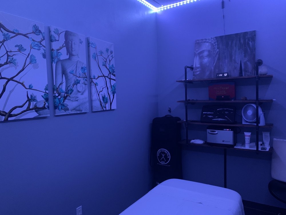 Elevation Massage Logo