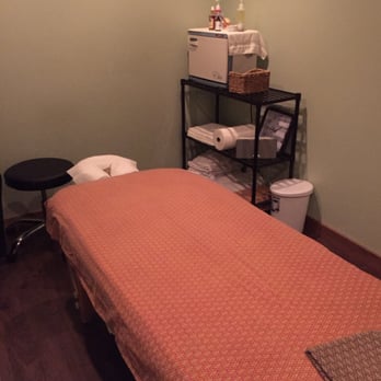 Thai Wellness Massage - Massage room - Massage Near Me - Quincy, Massachusetts Thai Wellness Massage - Massage room - Massage Near Me - Quincy, Massachusetts