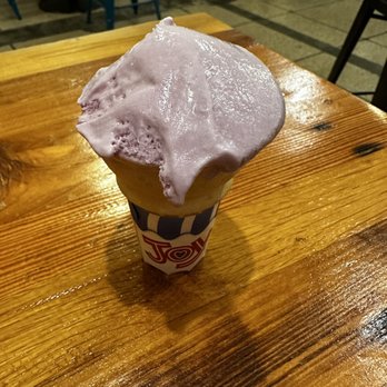 The Parlour - Honey Lavender - Ice Cream & Frozen Yogurt Near Me - Durham, North Carolina The Parlour - Honey Lavender - Ice Cream & Frozen Yogurt Near Me - Durham, North Carolina