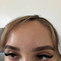 Kareen did such an amazing job! Highly recommend booking with her ! I got the brow wax & lamination hybrid tint.