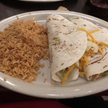 El Fenix - Mexican Near Me - Dallas, Texas