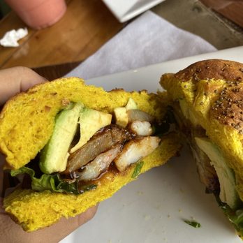 Brooklyn Blend  - Saratoga Shrimp Sandwich - Juice Bars & Smoothies Near Me - Brooklyn, New York