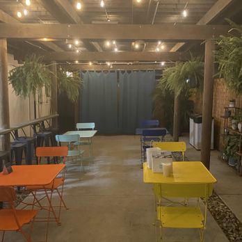 Buzzworthy Beverages - Beverage Store Near Me - Claremont, California