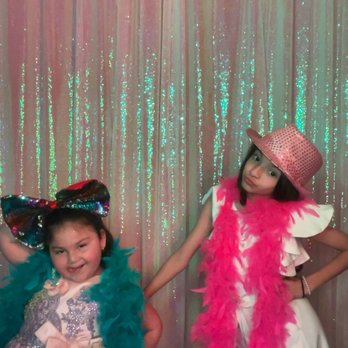 Studio 512 Photo Booth - Photo Booth Rentals Near Me
