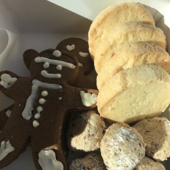 The French Delights - Box of assorted Christmas cookies - Cooking Classes Near Me - Encinitas, California The French Delights - Box of assorted Christmas cookies - Cooking Classes Near Me - Encinitas, California