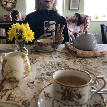 Lovejoy's Restaurant & Tea Room - My oldest daughter loved it - Tea Rooms Near Me - Florence, Oregon