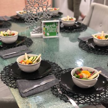 Florida Fresh - Great presentation everything brought by chef because our Airbnb had nothing!!! - Personal Chefs Near Me