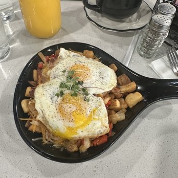 The Brunch House - Breakfast skillet - Breakfast & Brunch Near Me - Provo, Utah The Brunch House - Breakfast skillet - Breakfast & Brunch Near Me - Provo, Utah
