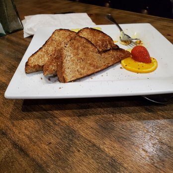 Dina's Restaurant - Breakfast & Brunch Near Me - Ellicottville, New York