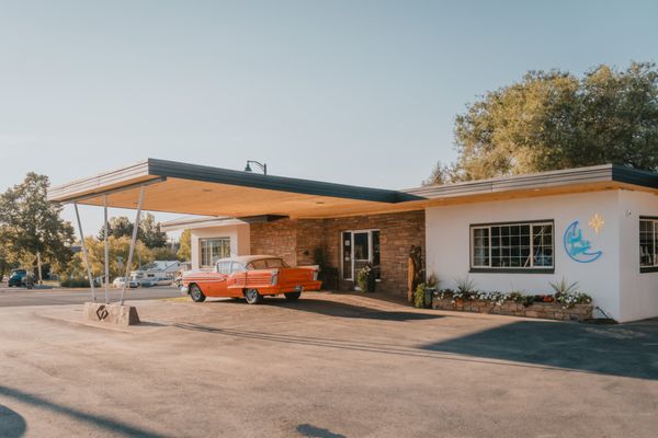 Sapphire Motel by null