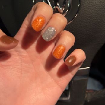 Artistic Nails - Thanksgiving themed nails - Nail Salons Near Me - Santa Monica, California Artistic Nails - Thanksgiving themed nails - Nail Salons Near Me - Santa Monica, California