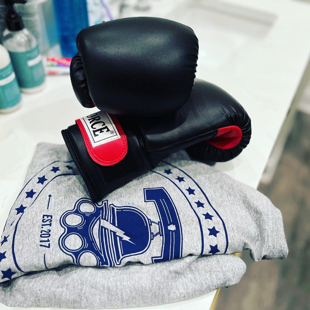 The North Star - Free shirt with sign up. Then you purchase the starter kit. - Muay Thai Near Me - Philadelphia, Pennsylvania The North Star - Free shirt with sign up. Then you purchase the starter kit. - Muay Thai Near Me - Philadelphia, Pennsylvania