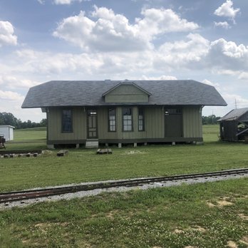 Northwest Ohio Railroad Preservation - This is an actual historic train depot that was reconstructed and moved to the site. - Museums Near Me - Findlay, Ohio Northwest Ohio Railroad Preservation - This is an actual historic train depot that was reconstructed and moved to the site. - Museums Near Me - Findlay, Ohio