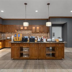 Hampton Inn & Suites Cincinnati-Downtown - Breakfast Area