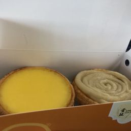 Egg tart with cookie crust (hkd10) - nice and warm 4/5; durian tart with flaky crust (hkd20) - egg tart with durian mousse Egg tart with cookie crust (hkd10) - nice and warm 4/5; durian tart with flaky crust (hkd20) - egg tart with durian mousse