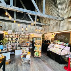Black Dog Social Club & Shoppe