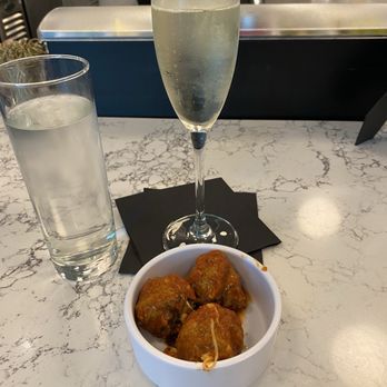Escape Lounges - Lounges Near Me - Kansas City, Missouri
