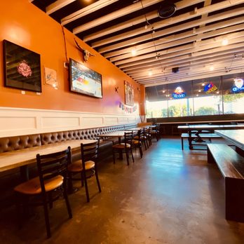 Teddy's Cocina - the interior of a restaurant - Tacos Near Me - Pasadena, California