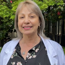 Bay Area Hearing Services - With over 20 years experience, Deanna is here with a happy heart and ready to help you hear better.