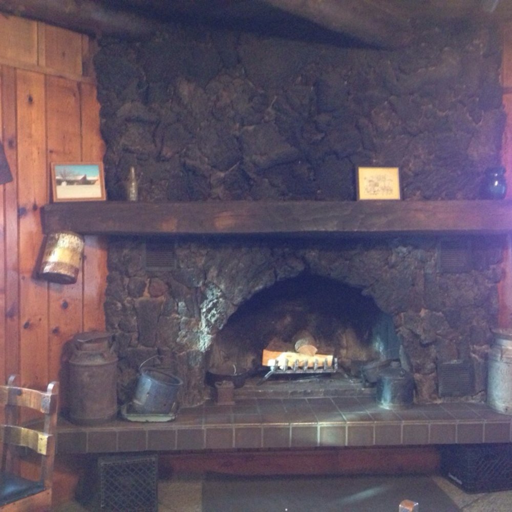 Eagle Guest Ranch - Fireplace - Cafes Near Me - Datil, New Mexico Eagle Guest Ranch - Fireplace - Cafes Near Me - Datil, New Mexico