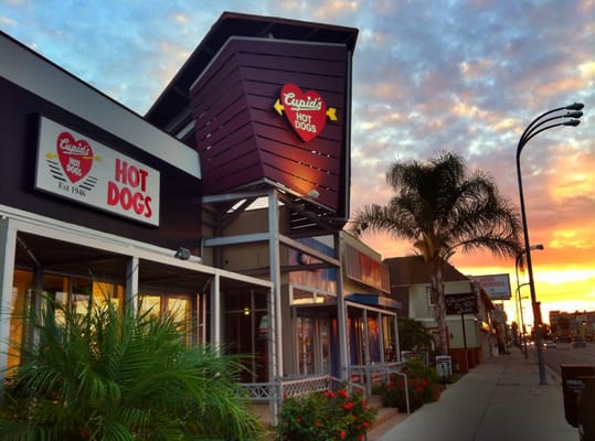 Cupid's Hot Dogs by null