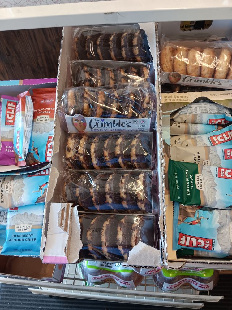 Sebastopol Liquor & Delicatessen - Photo 2