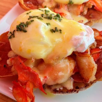 Topsail - Main Lobster Benedict's - American Near Me - San Diego, California