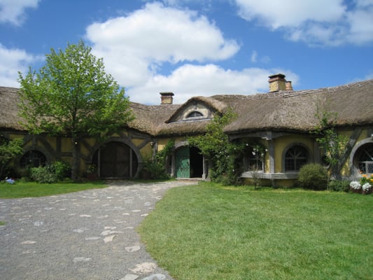 Hobbiton™ Movie Set Tours by null