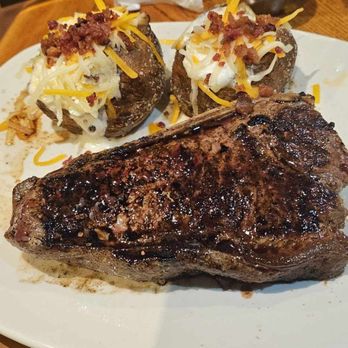 Outback Steakhouse - Steak and potatoes are a go to. Mmmmmm - Steakhouses Near Me - Cordova, Tennessee Outback Steakhouse - Steak and potatoes are a go to. Mmmmmm - Steakhouses Near Me - Cordova, Tennessee