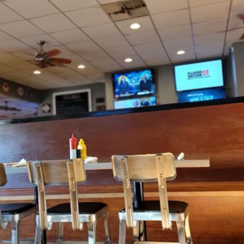 Two Roads Tavern - Inside - Seafood Near Me - Kitty Hawk, North Carolina