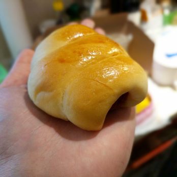 Geneva Bakery - Hot dog bao - Bakeries Near Me - San Francisco, California Geneva Bakery - Hot dog bao - Bakeries Near Me - San Francisco, California