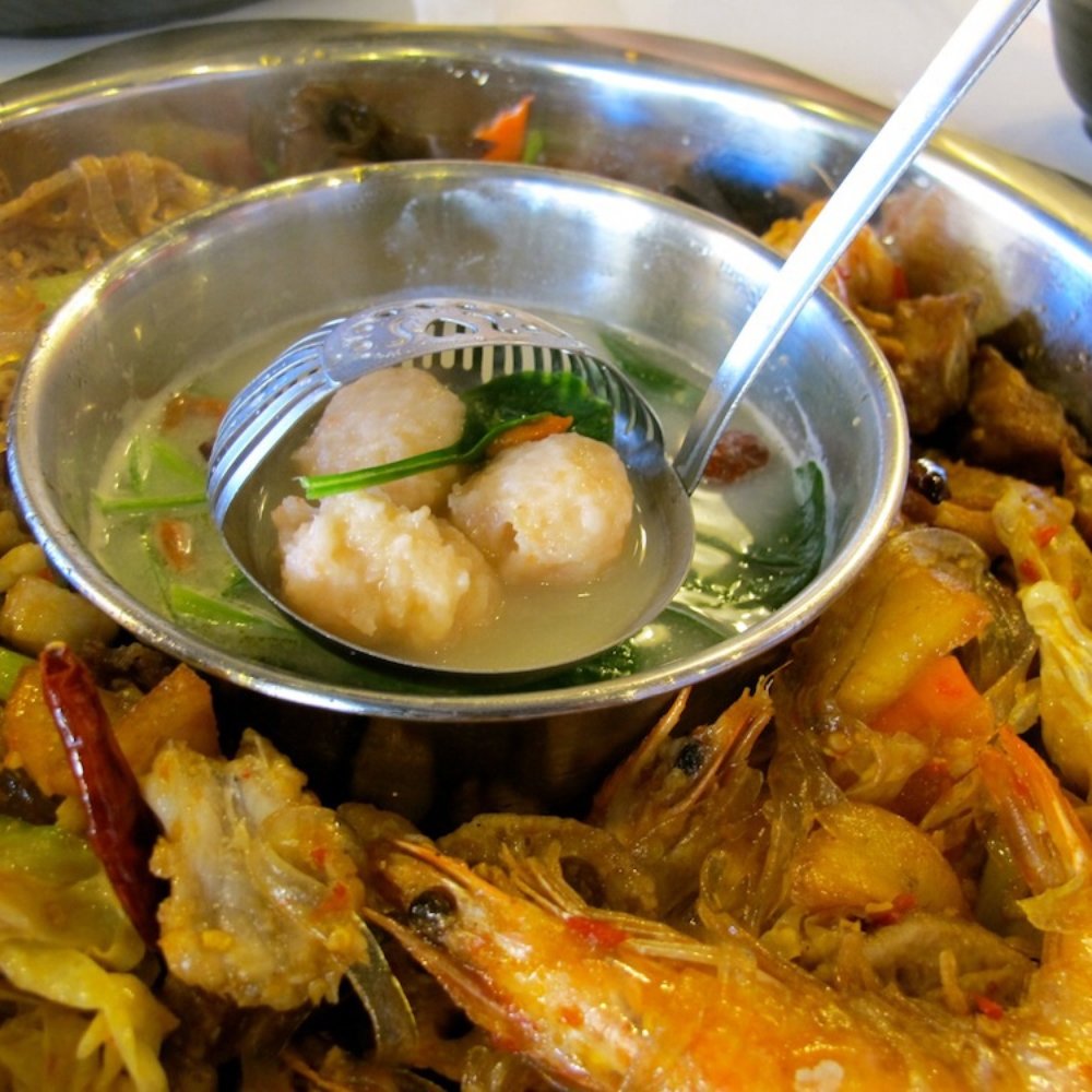 Duo-Pot 一鍋兩吃 - Szechuan Near Me - Rowland Heights, California
