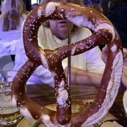 Jumbo pretzel, made to order