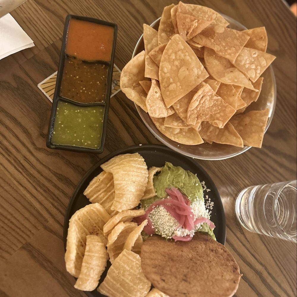 Santeria - Chips and Guacamole y Chicharron - Mexican Near Me - San Francisco, California Santeria - Chips and Guacamole y Chicharron - Mexican Near Me - San Francisco, California