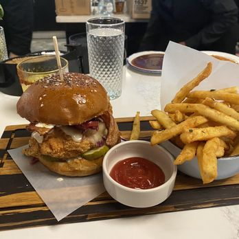 Junior Restaurant  - Chicken sandwich, amazing fries! The bacon  was legit - Lounges Near Me - Roseville, California