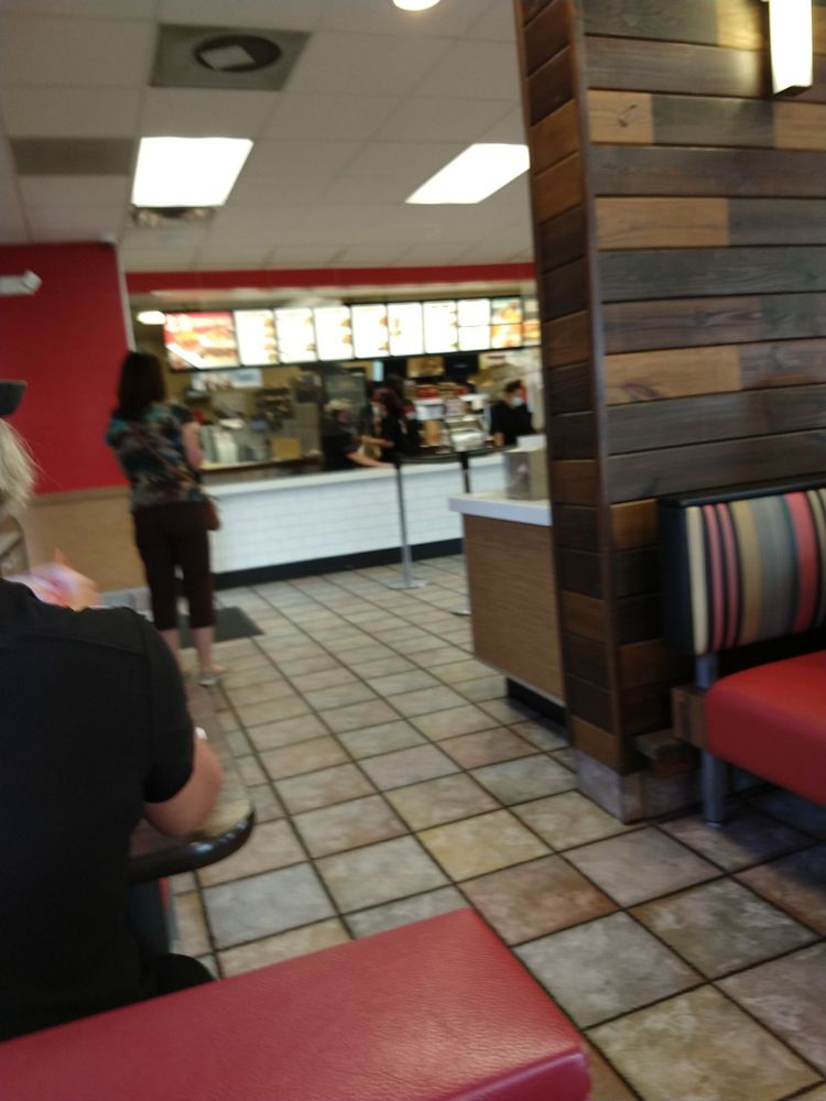 ARBY’S Updated October 2024 11 Photos & 12 Reviews 1604 N Belt Hwy, Saint Joseph, Missouri