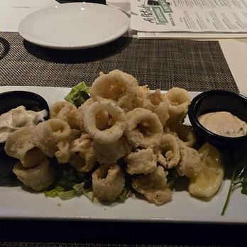 Thirsty Lion - Music Factory - Calamari - American Near Me - Irving, Texas